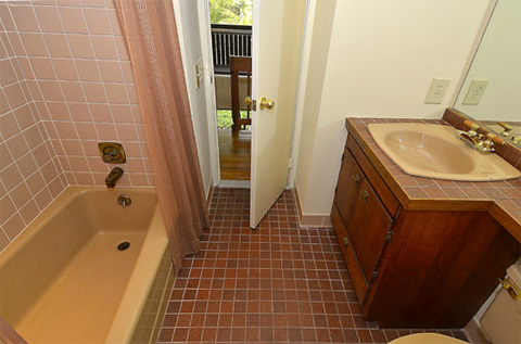 Bathroom #2 upstairs